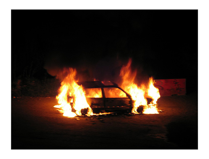 Incendies de voiture 3