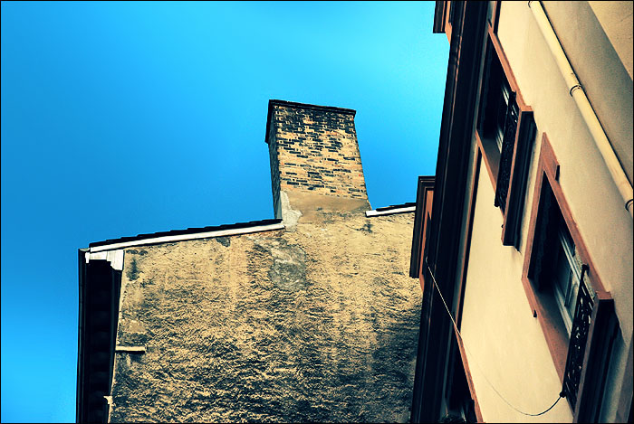 Facade 27